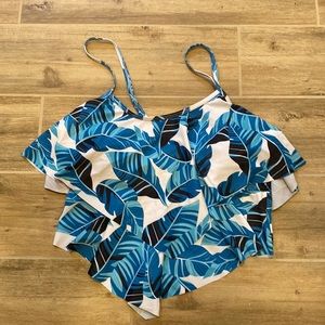 Women’s Swim Top. Large